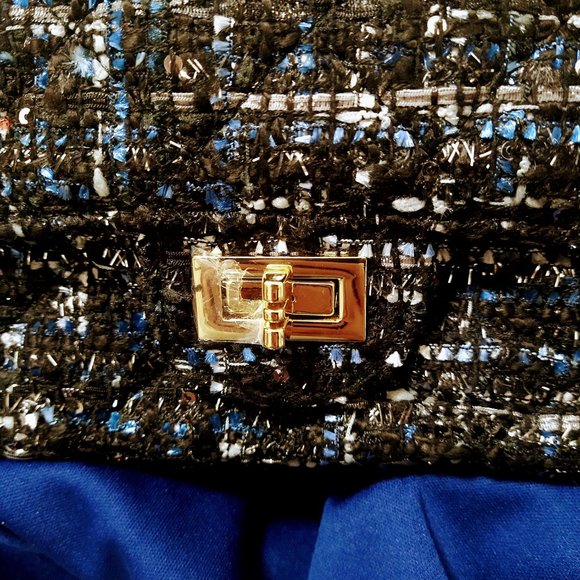 Elegant Blue White Black and Silver Tweed Classic Shoulder Bag - Picture 6 of 10